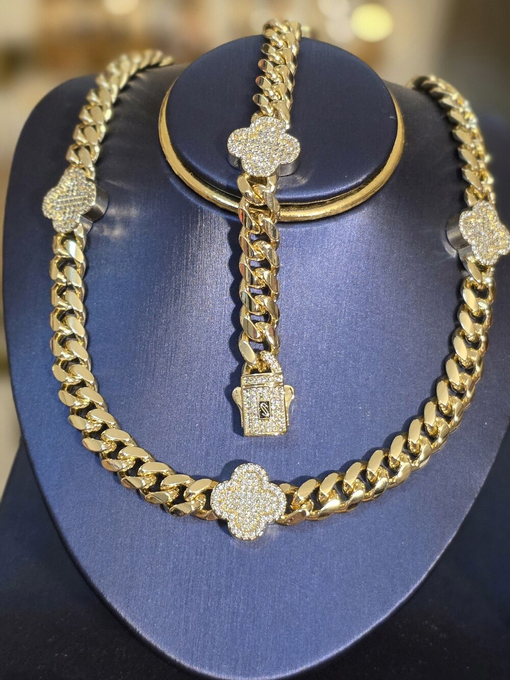 Gold Plated Clover Chain Necklace and Bracelet Set